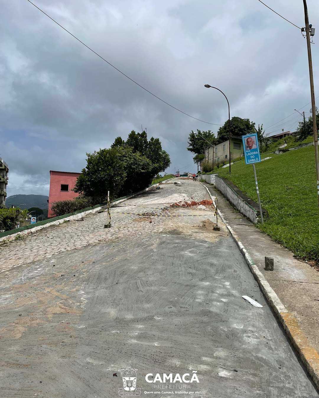 Camacã: Prefeitura inicia recuperação de ruas danificadas pelas chuvas 

